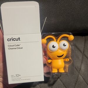 Cricut Cutie-Dreamsicle. New